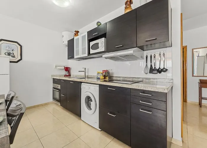 Austria * Puerto del Carmen (Lanzarote)