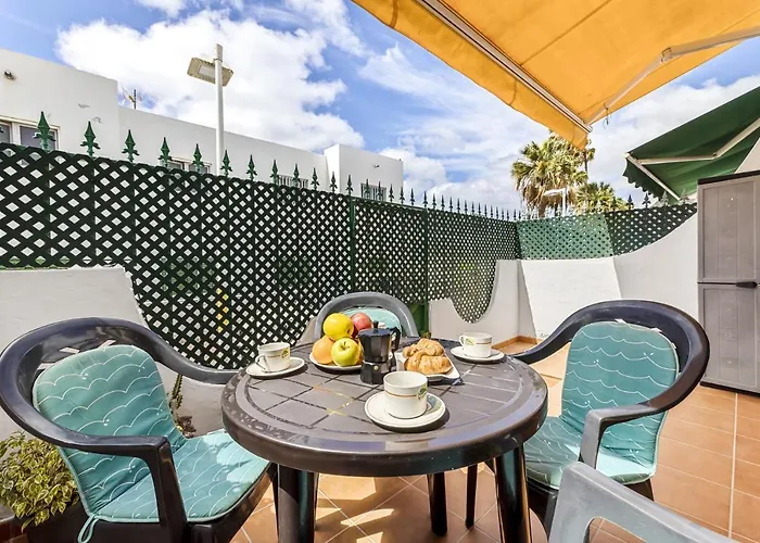 Austria * Puerto del Carmen (Lanzarote)